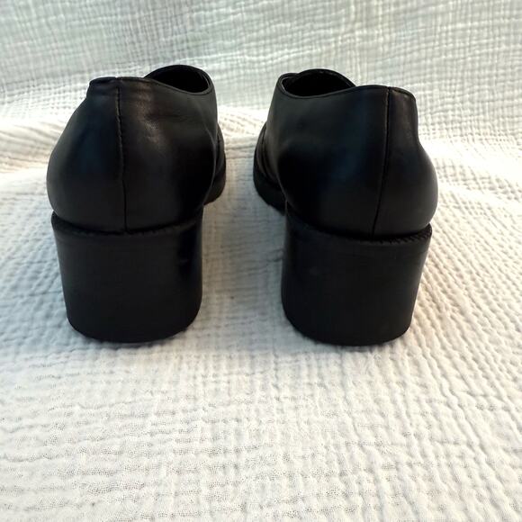 Arizona Chunky Loafer Size 8.5 Black Leather Block Heel Buckle Slip On 90s Y2k - Picture 7 of 9